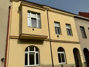 Pronájem bytu 2+kk, Pardubice, Sladkovského, 45 m2