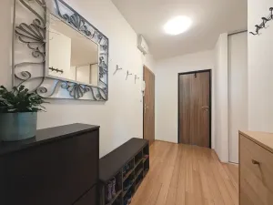 Prodej bytu 3+kk, Praha - Kobylisy, Mirovická, 67 m2