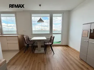 Pronájem bytu 3+kk, Praha - Strašnice, Gutova, 67 m2