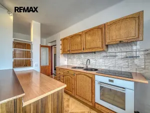 Pronájem bytu 2+1, Městec Králové, Malátova, 61 m2