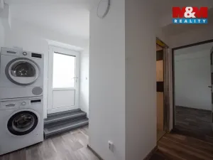 Pronájem bytu 2+1, Hradec Králové - Věkoše, Lomená, 58 m2