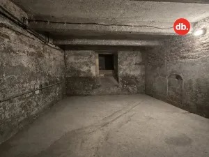 Prodej bytu 2+1, Karlovy Vary, Sokolovská, 77 m2