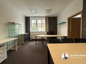 Pronájem kanceláře, Jičín, Vrchlického, 107 m2