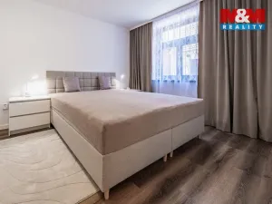 Prodej rodinného domu, Kamenice nad Lipou, Dobšova, 210 m2