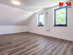 Prodej rodinného domu, Kamenice nad Lipou, Dobšova, 210 m2