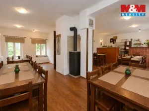 Prodej ubytování, Větrný Jeníkov, 198 m2