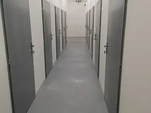 Pronájem skladu, Praha - Řepy, Skuteckého, 8 m2