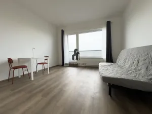 Pronájem bytu 1+kk, Praha - Hloubětín, Kolbenova, 30 m2
