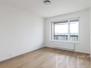 Pronájem bytu 2+kk, Praha - Hloubětín, Waltariho, 52 m2