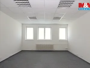Pronájem kanceláře, Česká Lípa, Bendlova, 215 m2