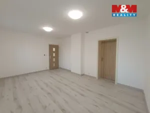 Pronájem bytu 1+1, Kladno, V. Burgra, 40 m2