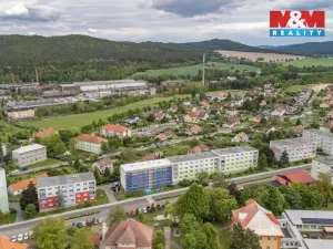 Prodej bytu 3+1, Hrádek - Nová Huť, 1. máje, 67 m2