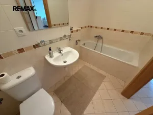 Pronájem bytu 2+kk, Praha - Hlubočepy, Kováříkova, 57 m2