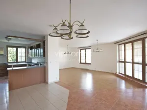 Pronájem vily, Praha - Nebušice, 384 m2