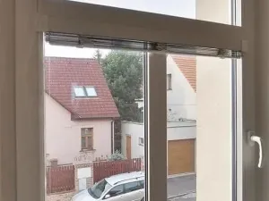 Pronájem bytu 2+kk, Praha, Nad Rohatci, 43 m2