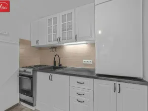 Pronájem bytu 2+kk, Teplice, Jankovcova, 39 m2
