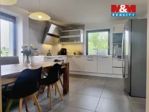 Pronájem rodinného domu, Pelhřimov - Skrýšov, 235 m2