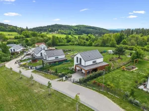 Prodej rodinného domu, Kamenice, Lužní, 122 m2