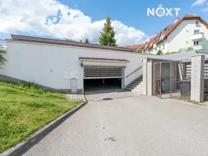 Prodej podílu garážového stání, Brno, Högrova, 11 m2