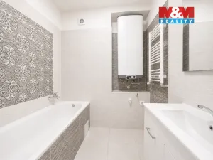 Prodej bytu 3+kk, Břežany II, 81 m2