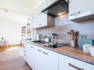 Prodej bytu 2+kk, Petrohrad, 62 m2