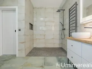 Prodej rodinného domu, Kařez, 161 m2