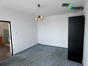 Pronájem bytu 1+1, Liberec, Zámecký vrch, 36 m2