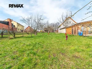 Prodej pozemku pro bydlení, Holubov, 739 m2