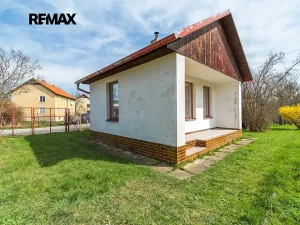 Prodej pozemku pro bydlení, Holubov, 739 m2
