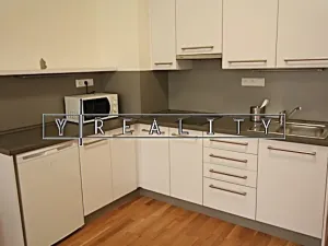 Pronájem bytu 1+kk, Praha - Vršovice, 28. pluku, 35 m2
