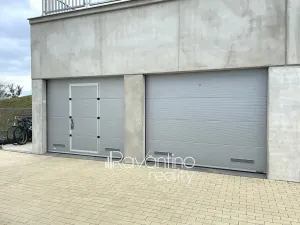 Pronájem garáže, Šlapanice, 21 m2