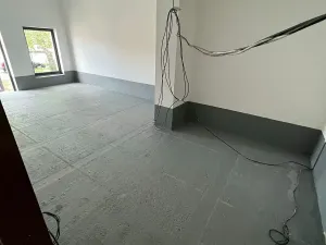 Prodej obchodního prostoru, Praha - Horní Počernice, Komárovská, 210 m2