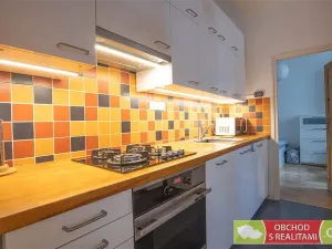 Prodej bytu 2+kk, Praha, U Uranie, 40 m2
