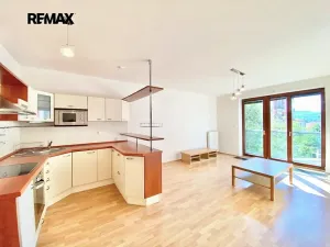 Pronájem bytu 2+kk, Beroun, Nad Paloučkem, 58 m2