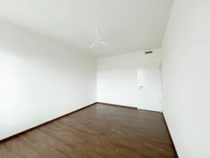 Pronájem bytu 3+kk, Praha, Počernická, 82 m2
