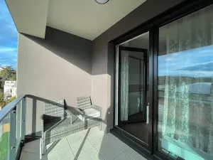 Pronájem bytu 3+kk, Praha, Počernická, 82 m2