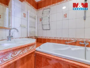 Prodej bytu 3+1, Tři Sekery, 96 m2