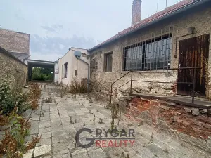 Prodej obchodního prostoru, Kolín, Kouřimská, 1055 m2