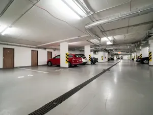 Pronájem bytu 4+kk, Praha - Vysočany, Svatošových, 99 m2