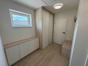 Pronájem rodinného domu, Nový Šaldorf-Sedlešovice, 190 m2