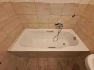 Pronájem bytu 1+1, Praha - Smíchov, Podbělohorská, 43 m2