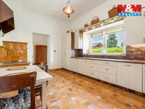 Prodej rodinného domu, Moravec, 220 m2
