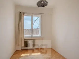 Pronájem bytu 3+1, Praha - Vinohrady, Písecká, 79 m2