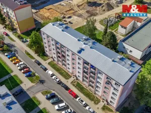 Prodej bytu 2+1, Cheb, V Zahradách, 60 m2