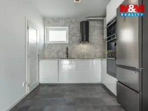 Prodej rodinného domu, Milovice - Mladá, Lipová, 99 m2