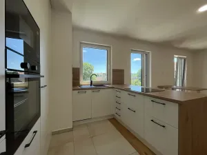 Pronájem bytu 2+kk, Bystřice nad Pernštejnem, Masarykovo náměstí, 64 m2