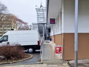 Prodej obchodního prostoru, Otrokovice - Kvítkovice, Hlavní, 430 m2