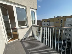 Pronájem bytu 1+kk, Praha - Motol, Jeřabinová, 43 m2