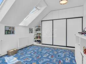 Prodej rodinného domu, Šestajovice, 255 m2