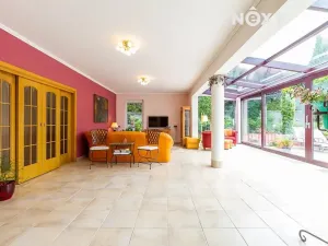 Prodej vícegeneračního domu, Praha - Uhříněves, Merkurova, 420 m2